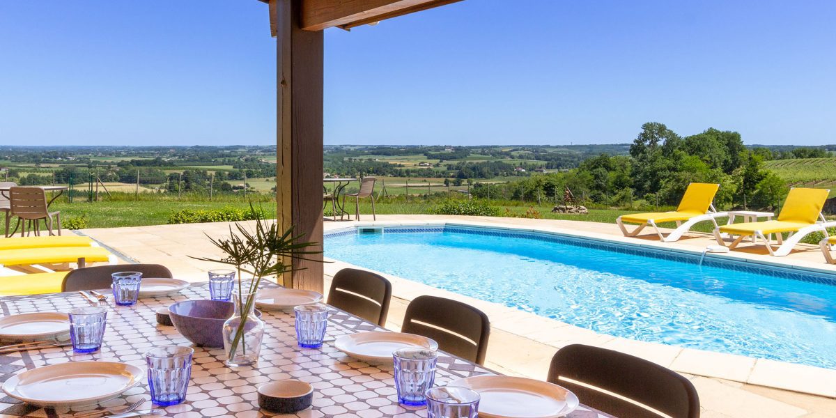 Babeau holiday villa in sw france near Duras, vacation rental, self catering holiday accommodation near bordeaux Bergerac, Nouvelle Aquitaine to Bergerac and the Dordogne 
