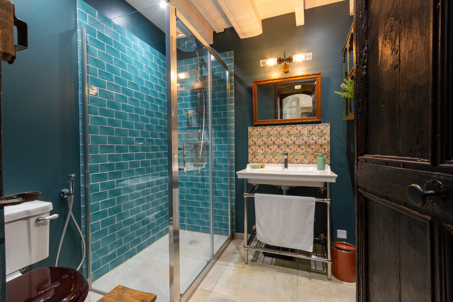 Bedroom 2 shower and wc