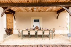 Chateau de Bel Air luxury holiday accommodation near Pomerol near Saint-Émilion and Bordeaux, Southwest France