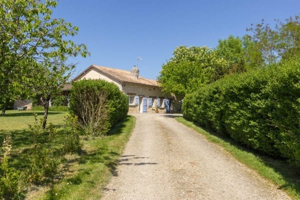 Le Verger is situated at the end of its own private driveway