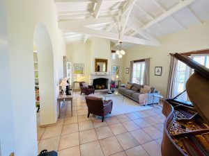 Living room, the library reading room is the left