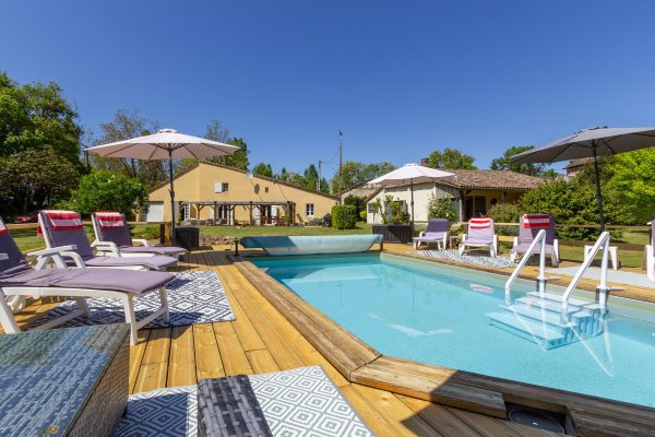 Maison de Tilleul holiday cottage in SW France near Duras and Monsegur with a private heated swimming pool