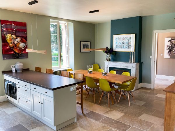 Open plan kitchen and dining 