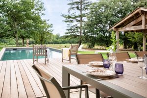 Chateau de Bel Air luxury holiday accommodation near Pomerol near Saint-Émilion and Bordeaux, Southwest France