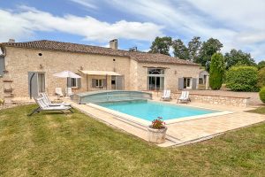 Retractable security cover on the pool at Jubin, 5 bedroom villa with a secure private pool
