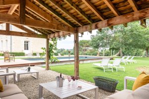 Chateau de Bel Air luxury holiday accommodation near Pomerol near Saint-Émilion and Bordeaux, Southwest France