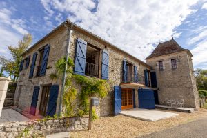 The front of Le Pavillon de Chasse