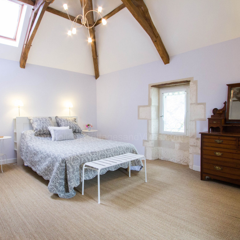 Les Tulipiers holiday villa Riberac Dordogne France