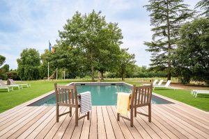 Chateau de Bel Air luxury holiday accommodation near Pomerol near Saint-Émilion and Bordeaux, Southwest France